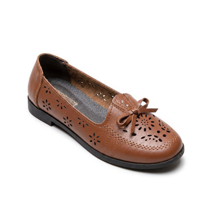 Naomi Moore Flats 2