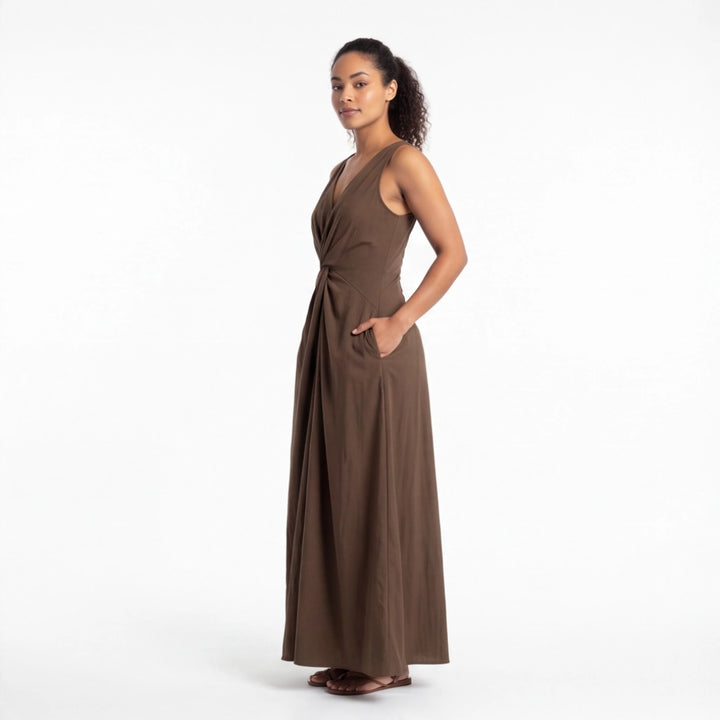 Eleanor Halter Maxi Dress