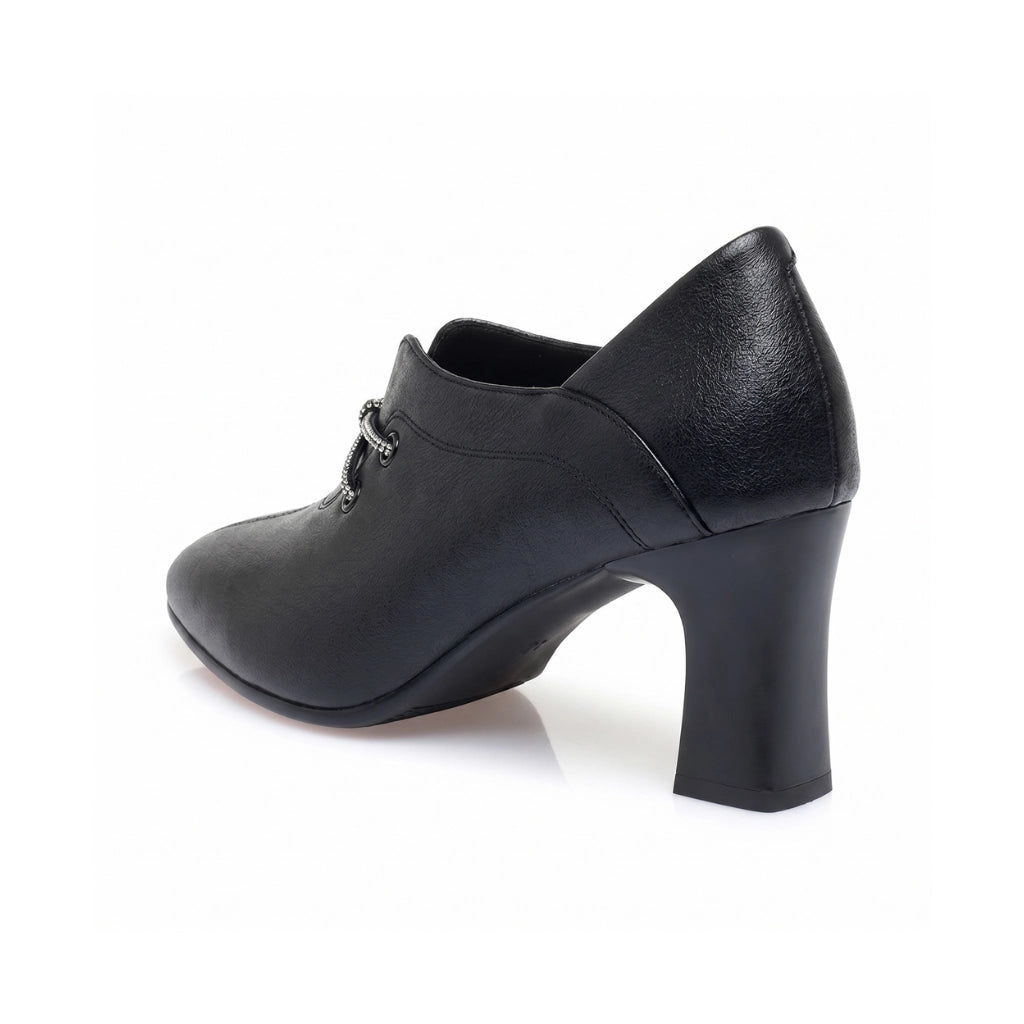Eliza Vance Pointed Pumps