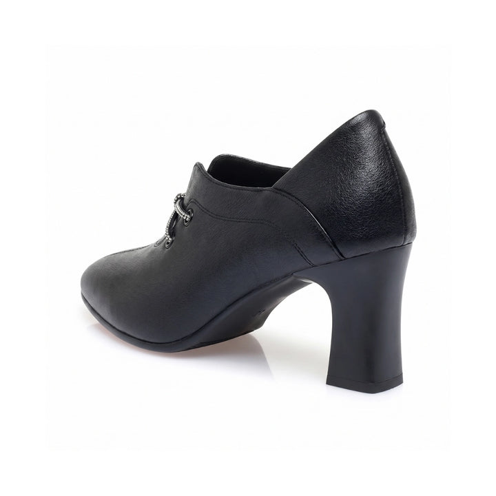 Eliza Vance Pointed Pumps