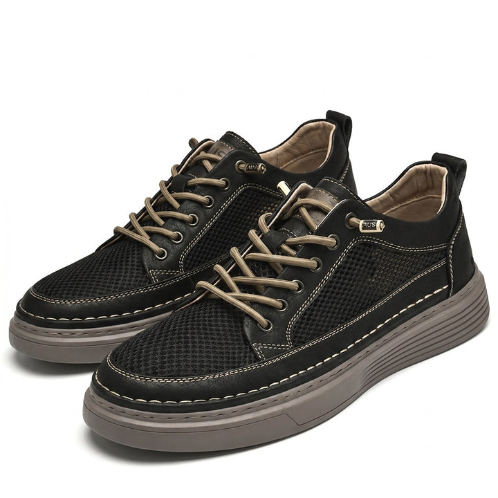 Bradley Breeze Leather Sneakers - Color:Black;Size:38