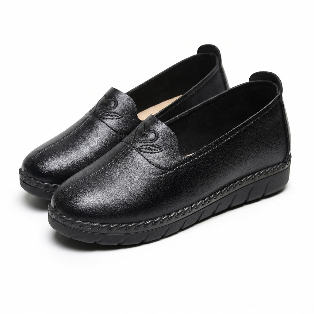 Evelyn Soft Sole Flats - Color:Black;Size:35