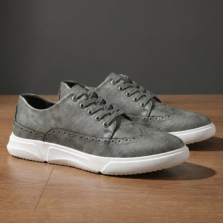 Lucas Bennett Court Sneakers