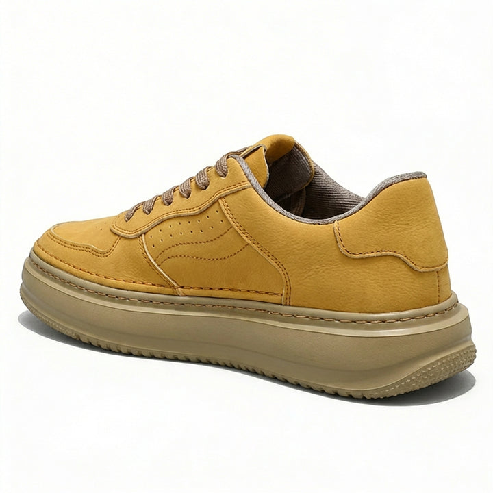 Elliot Hayes Low-Cut Sneakers