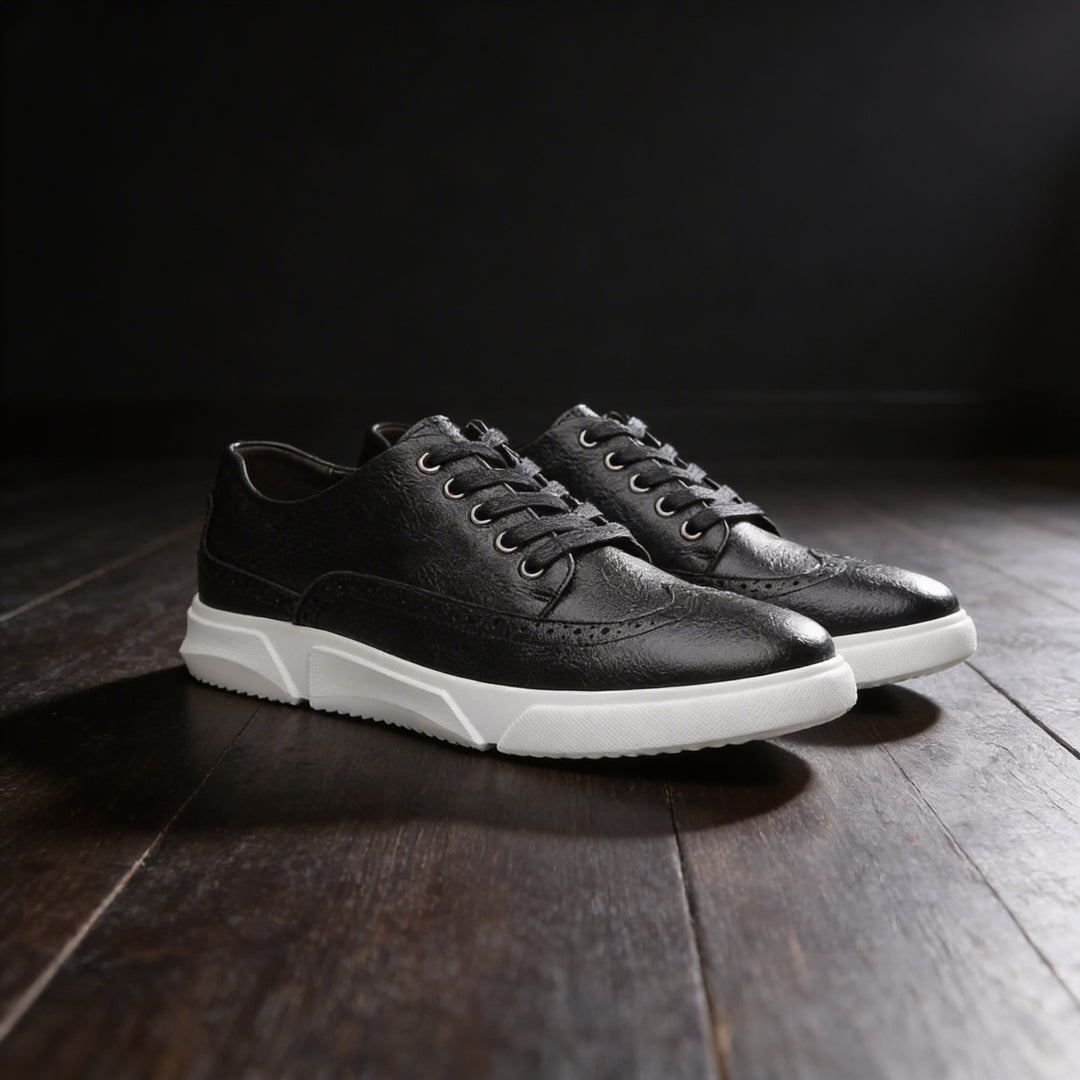 Lucas Bennett Court Sneakers