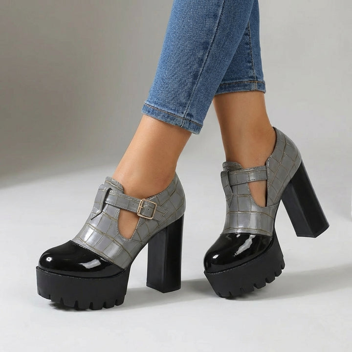 Celestine Linea Block Heels- leo