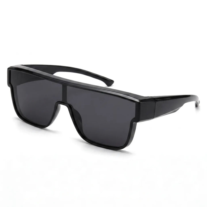 Lottie Oversized Square Shades - Color:Black frame/black