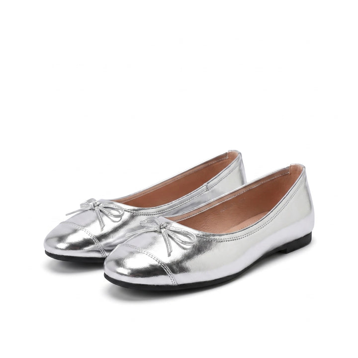 Tessa Bow Ballet Flats - Color:Silver;Size:35