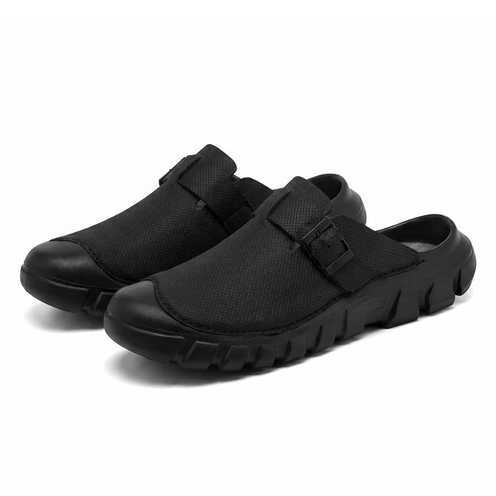 Wolsey Closed-Toe Slides - Color:Black;Size:39
